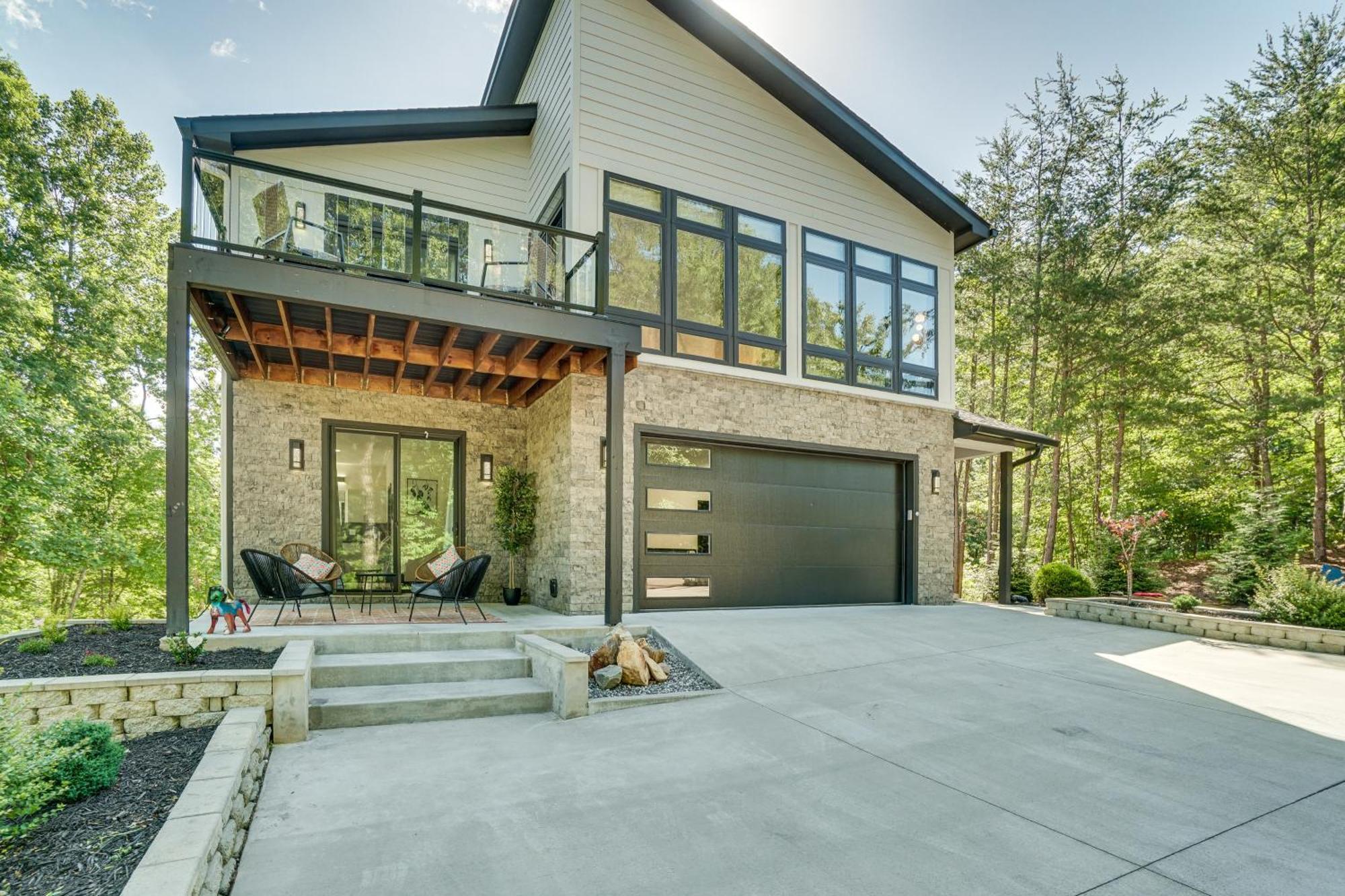 Luxury Modern Home On Golf Course With Game Room! Helen Exteriör bild